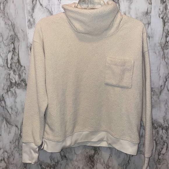 Vineyard Vines Funnel-neck Pullover - Picture 1 of 7